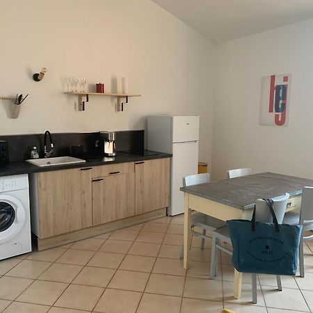 Appartement Centre-Ville Arles Bagian luar foto