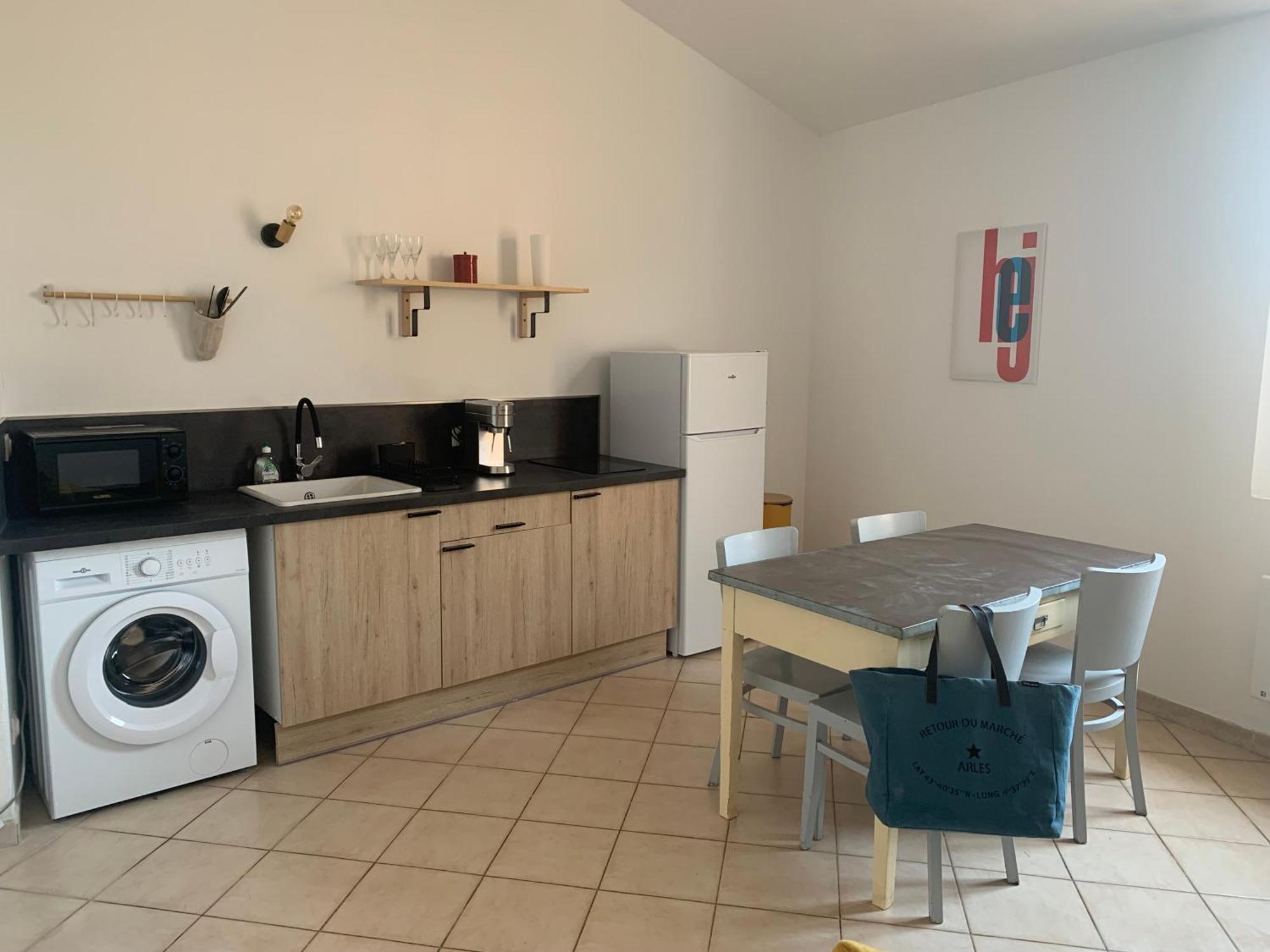 Appartement Centre-Ville Arles Bagian luar foto